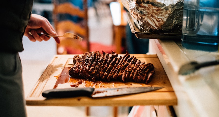 How Long to Smoke a 6 Pound Brisket